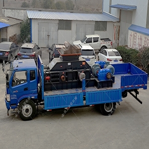 1200x800型對輥制砂機發(fā)貨圖片