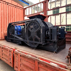 2PG46對輥破碎機發(fā)往河北石家莊破碎石灰石