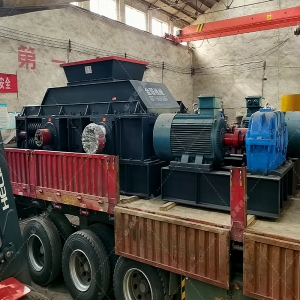2PG1500x1000超大型直連式對(duì)輥破碎制砂機(jī)發(fā)貨圖片