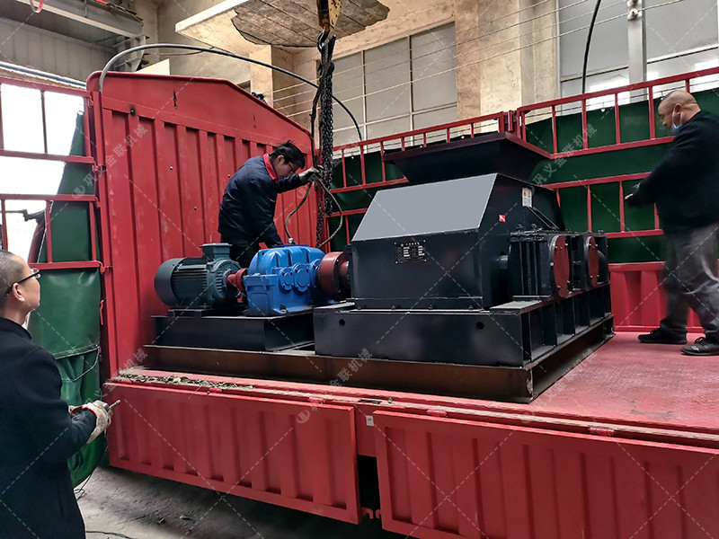 2PG86型直連式對輥制砂機(jī)發(fā)貨 發(fā)往重慶