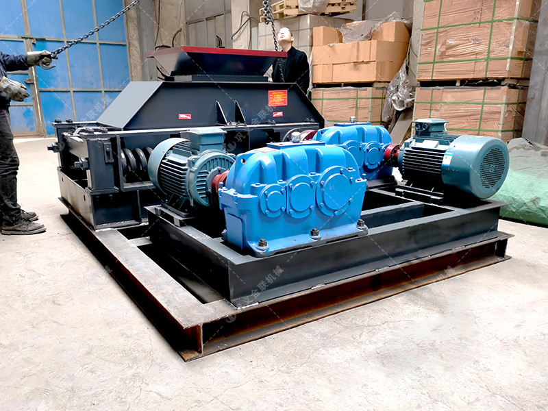 2PG86型直連式對輥制砂機(jī)發(fā)貨 發(fā)往重慶