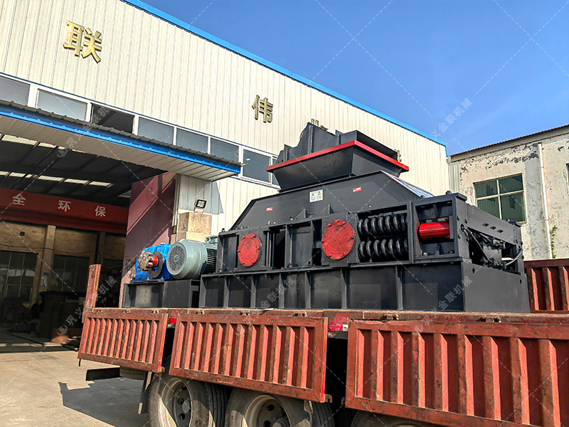 2PG1200x800型對輥制砂機(jī)設(shè)備發(fā)貨圖片