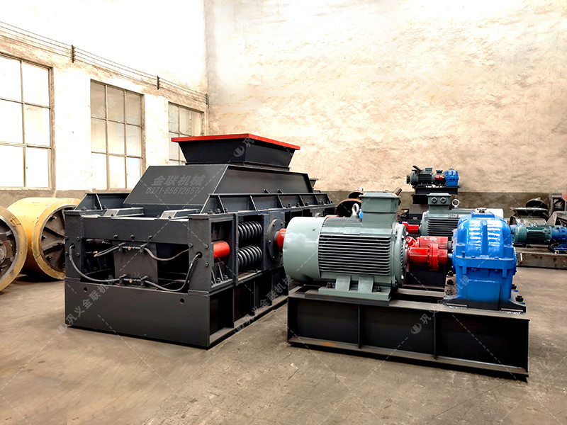 2PG1200x800大型河卵石制砂機(jī)設(shè)備發(fā)往山東