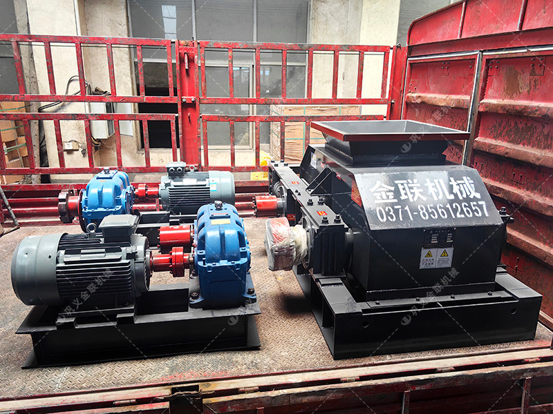 2PG0806中型對輥破碎機設備發(fā)貨圖片