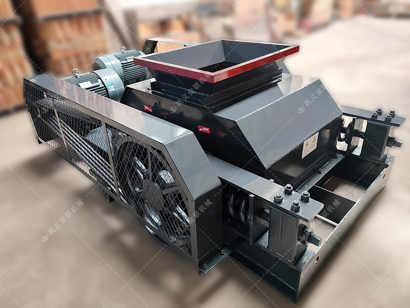 2PGC600x750中型雙齒輥破碎機發(fā)貨圖片