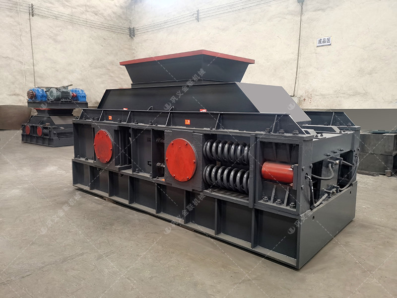 2PG1500x800半自動(dòng)液壓對(duì)輥破碎機(jī)發(fā)貨 發(fā)往陜西