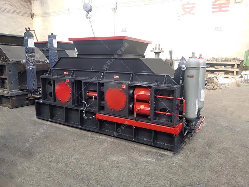 2PG1200x800液壓對(duì)輥破碎制砂機(jī)發(fā)貨圖片