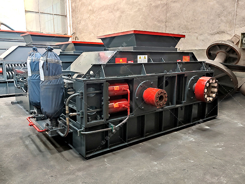 2PG1208型液壓直連式對輥破碎機(jī)發(fā)貨圖片