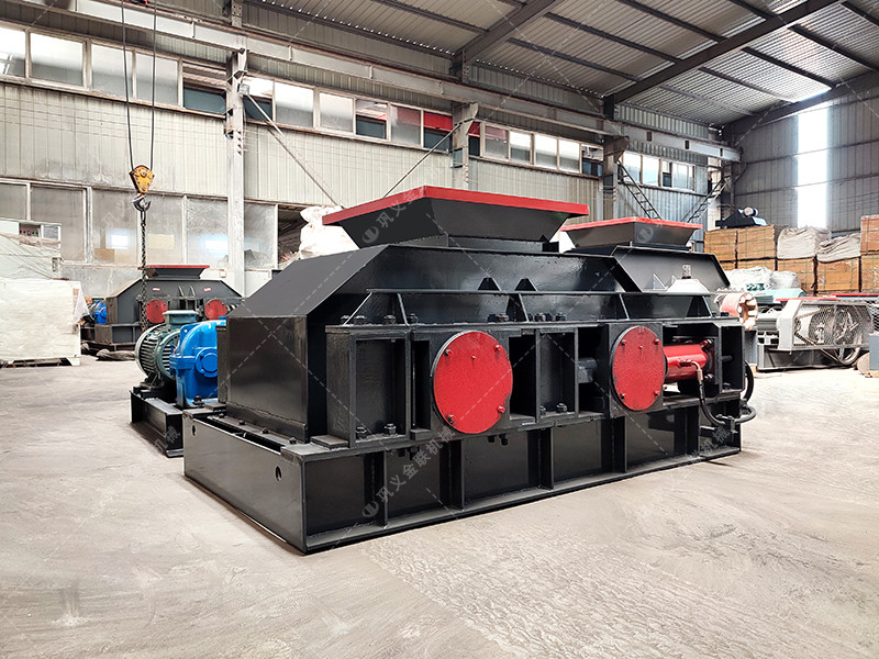 液壓直聯(lián)對輥破碎機-對輥式制砂機發(fā)貨圖片