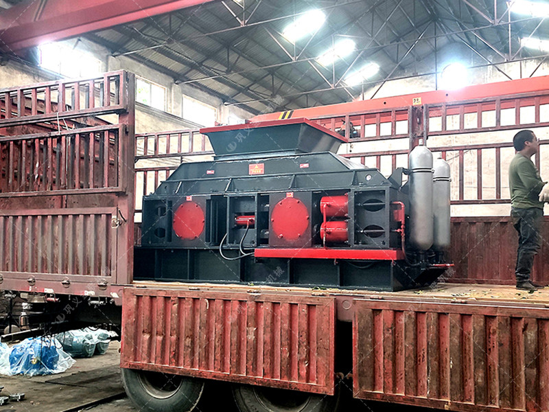 2PG1200x800液壓直連式對輥制砂機發(fā)貨圖片