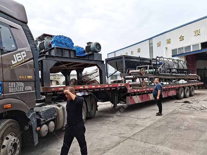 2PC800*600對(duì)輥破碎機(jī)發(fā)貨圖片_發(fā)往廣東破碎鈣石 2PC800*600對(duì)輥破碎機(jī)發(fā)貨圖片_發(fā)往廣東破碎鈣石