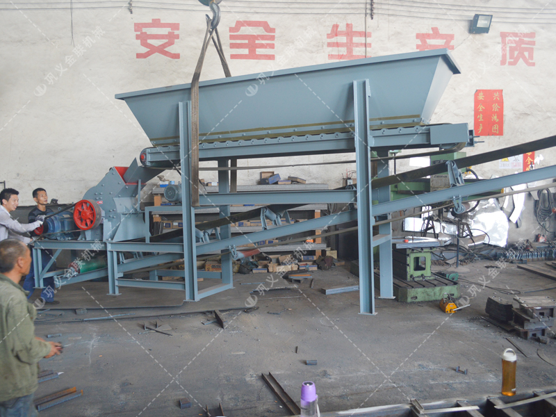 粉煤機發(fā)往甘肅平?jīng)鯻給料破碎輸送一體機發(fā)貨圖片 粉煤機發(fā)往甘肅平?jīng)鯻給料破碎輸送一體機發(fā)貨圖片