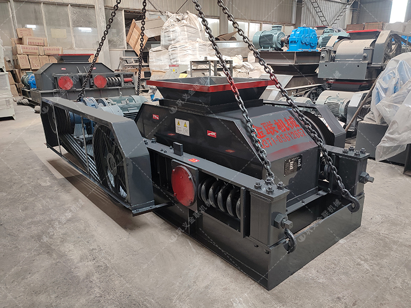 小型雙齒輥破碎機(jī)發(fā)往山西破碎煤炭 小型雙齒輥破碎機(jī)發(fā)往山西破碎煤炭