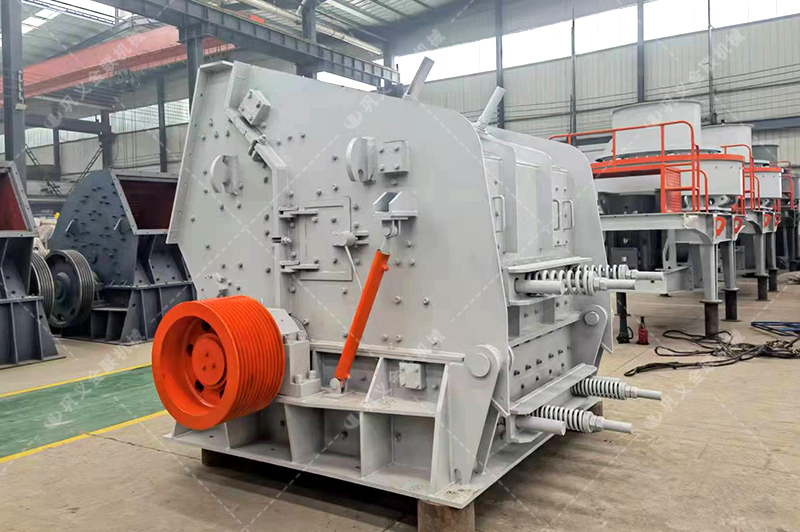 反擊式破碎機廠家,反擊式破碎機設備,反擊錘式破碎機型號