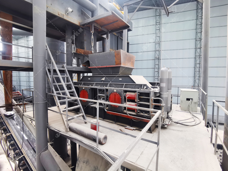 如何維護(hù)液壓對輥制砂機(jī)？需要注意哪些事項(xiàng)？