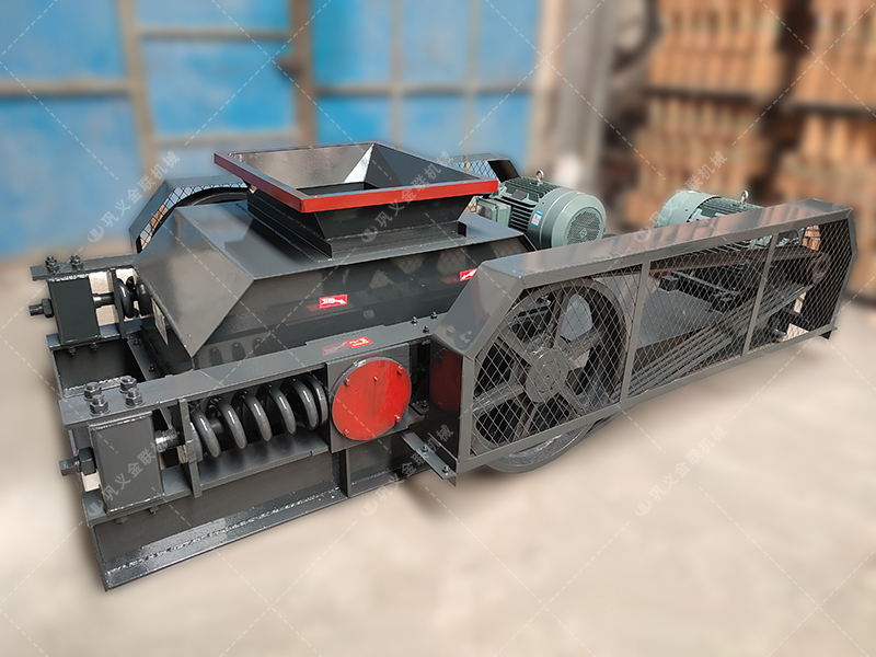 雙齒輥破碎機在破碎濕物料時需要注意什么？