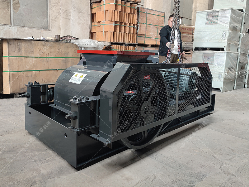 變廢為寶的關(guān)鍵一步：雙齒輥破碎機(jī)如何 “啃碎” 玻璃回收難題？